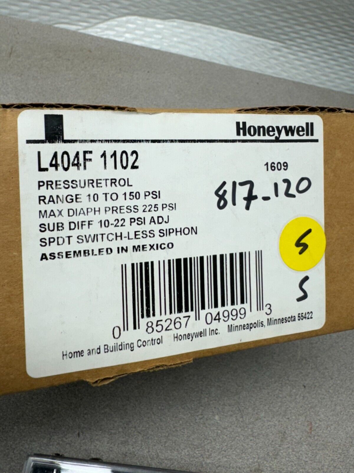 NEW IN BOX HONEYWELL PRESSURETROL PRESSURE SWITCH L404F1102