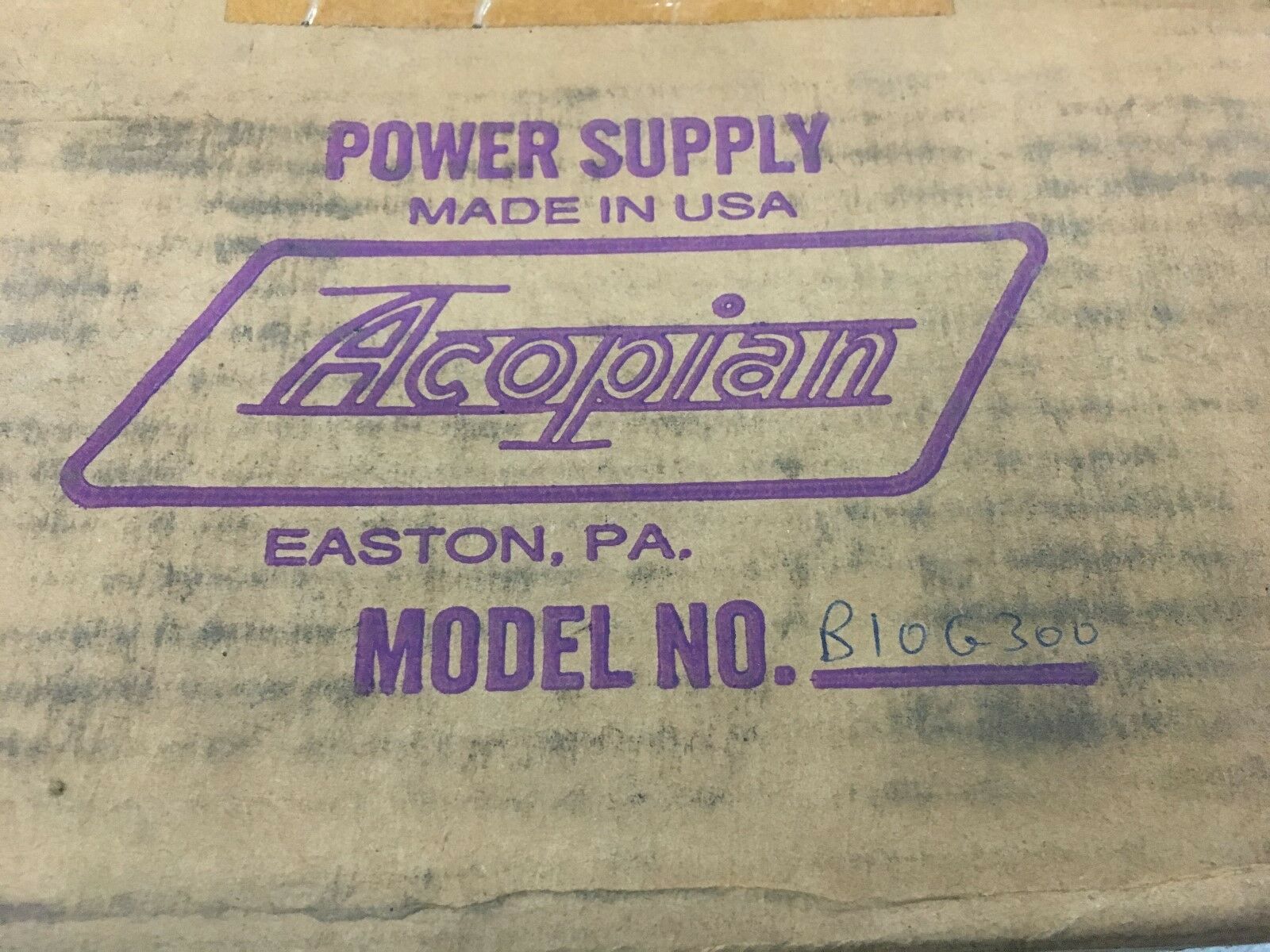 NEW IN BOX ACOPIAN REGULATED POWER SUPPLY B10G300