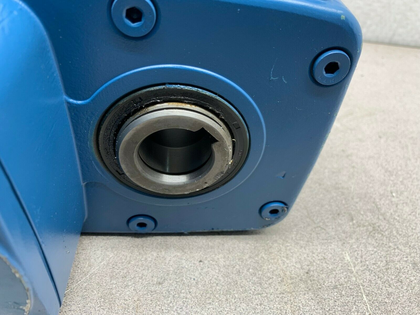 NEW NO BOX DEMAG MHPS GMBH GEAR REDUCER AF05