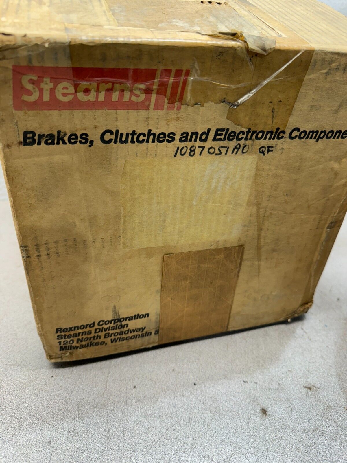 NEW IN BOX STEARNS 1087051A0QF BRAKE 1-087-051-A0-QF