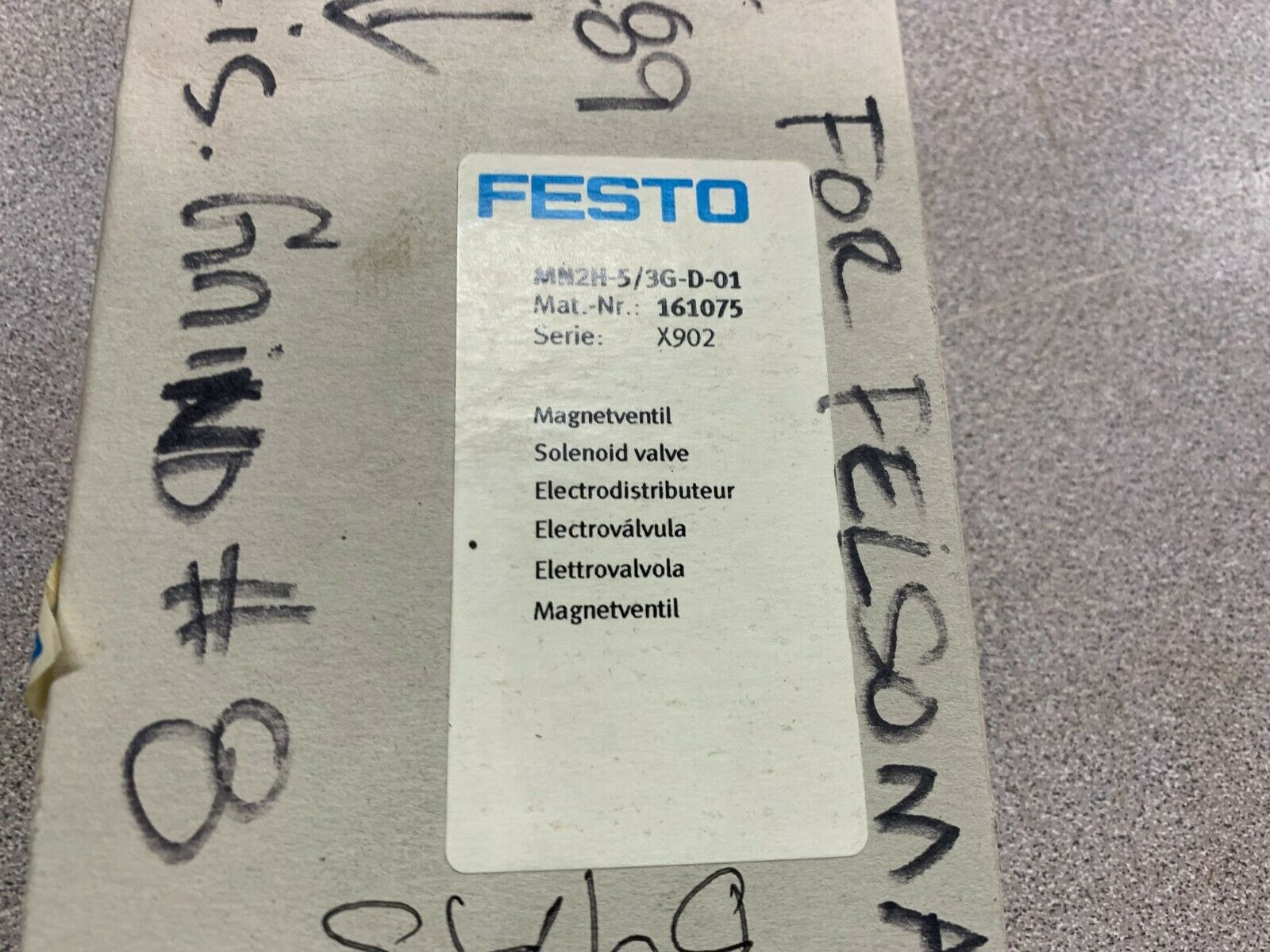 NEW IN BOX FESTO 161075 VALVE MN2H-5/3G-D-01