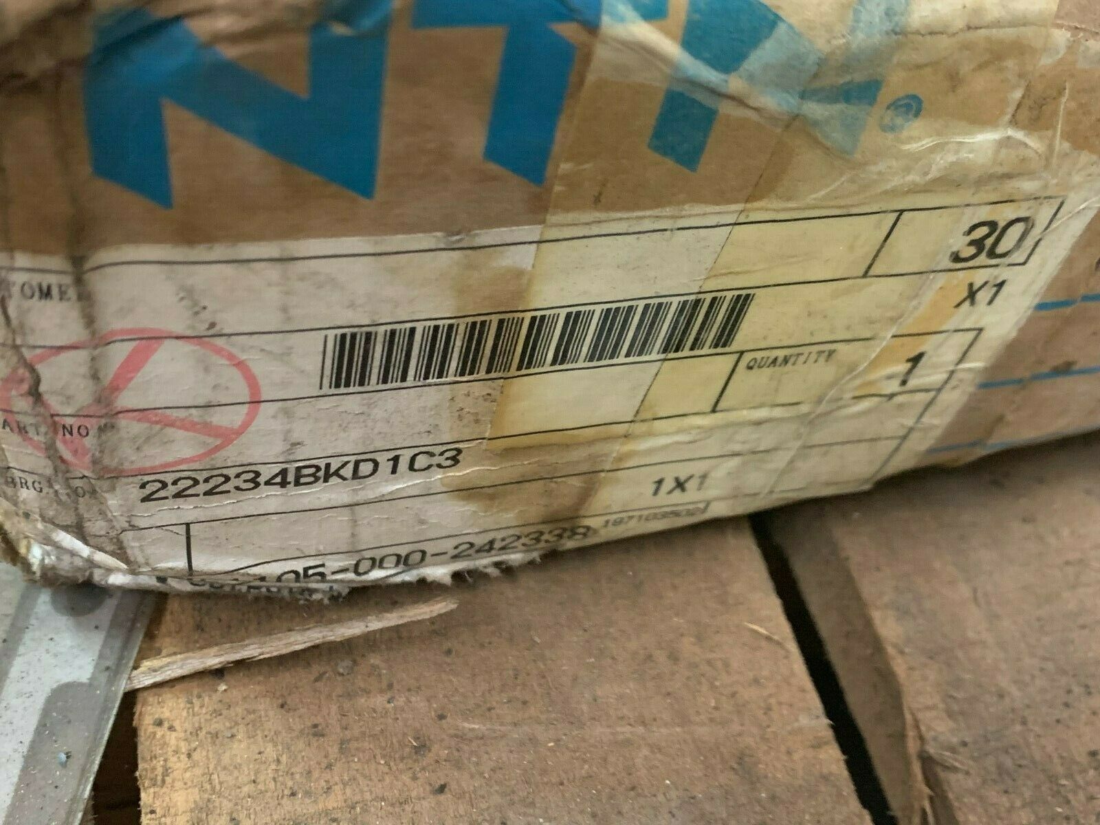 NEW IN BOX NTN SPHERICAL ROLLER BEARING 22234BKD1C3