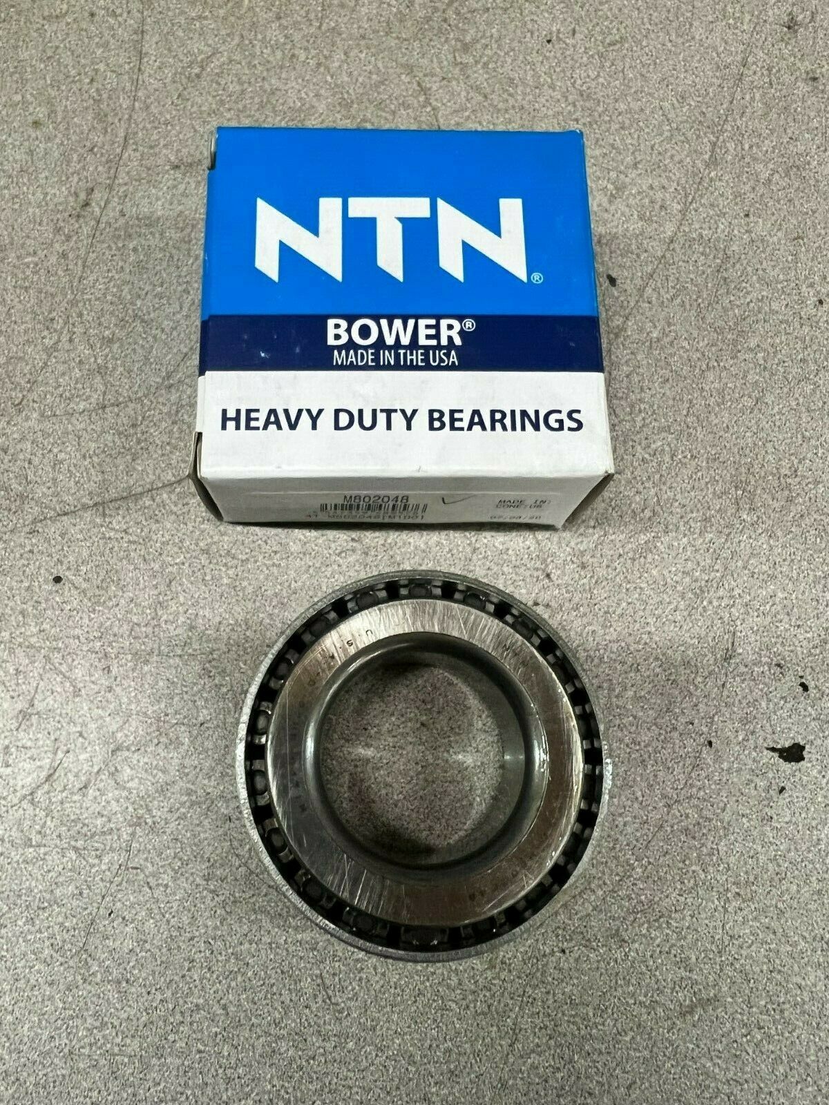 NEW IN BOX NTN ROLLER BEARING 4T-M802048