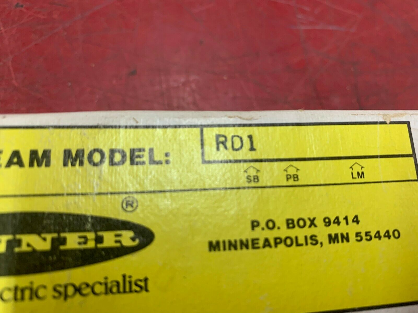 NEW IN BOX BANNER MULTI-BEAM BLOCK RD1