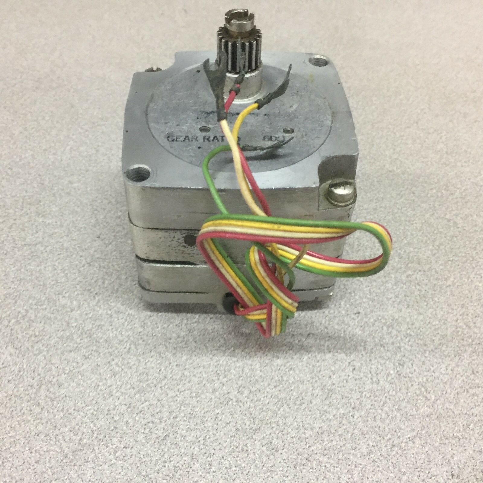 NEW NO BOX HONEYWELL SERVO MOTOR 362479-3