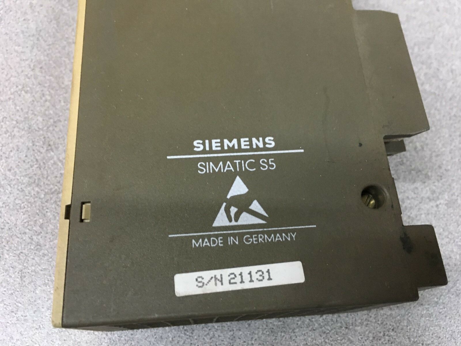 USED SIEMENS SIMATIC S5 RELAY OUTPUT MODULE 6ES5 452-8MR11