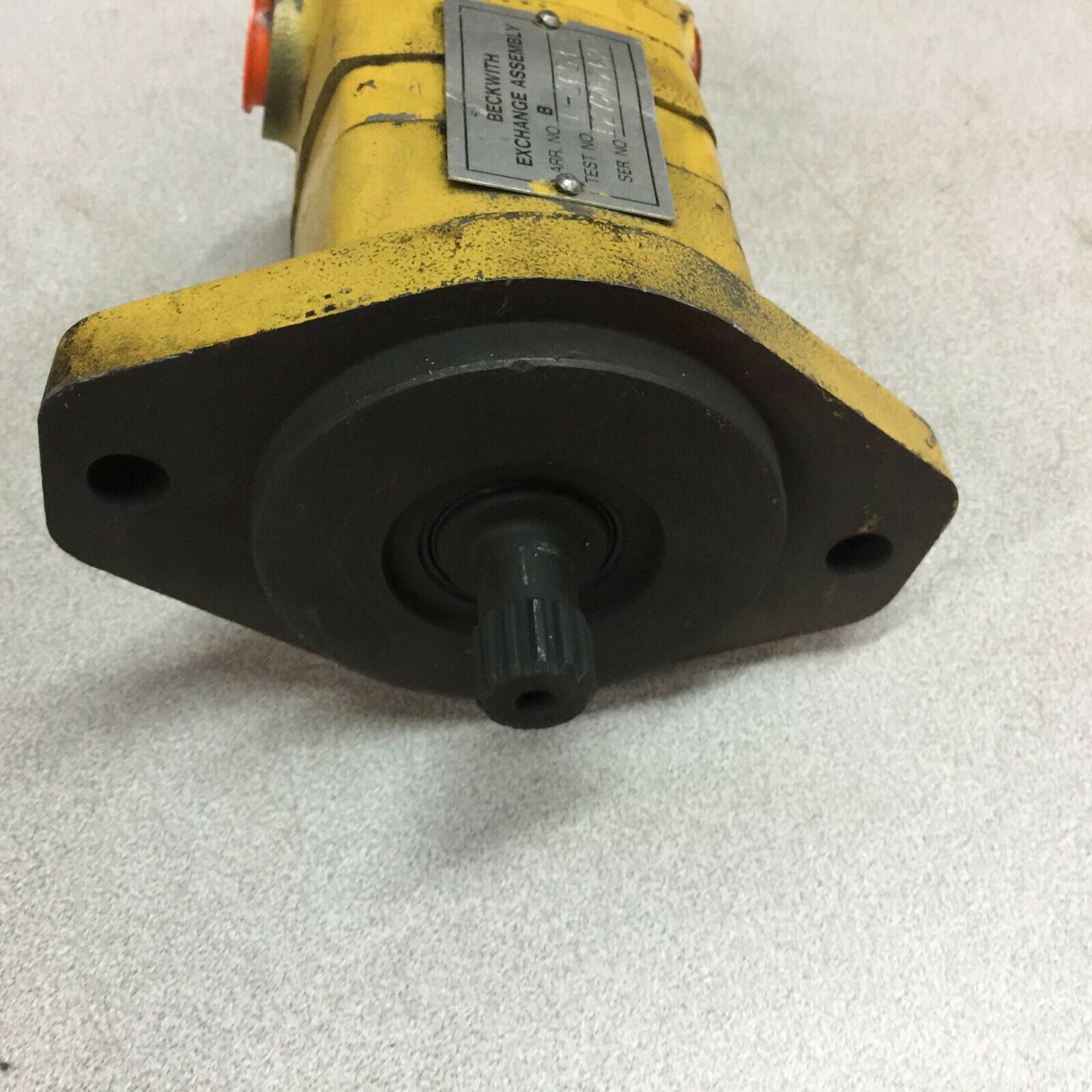 USED BECKWITH HYDRAULIC PUMP M-1653 / 1272R262