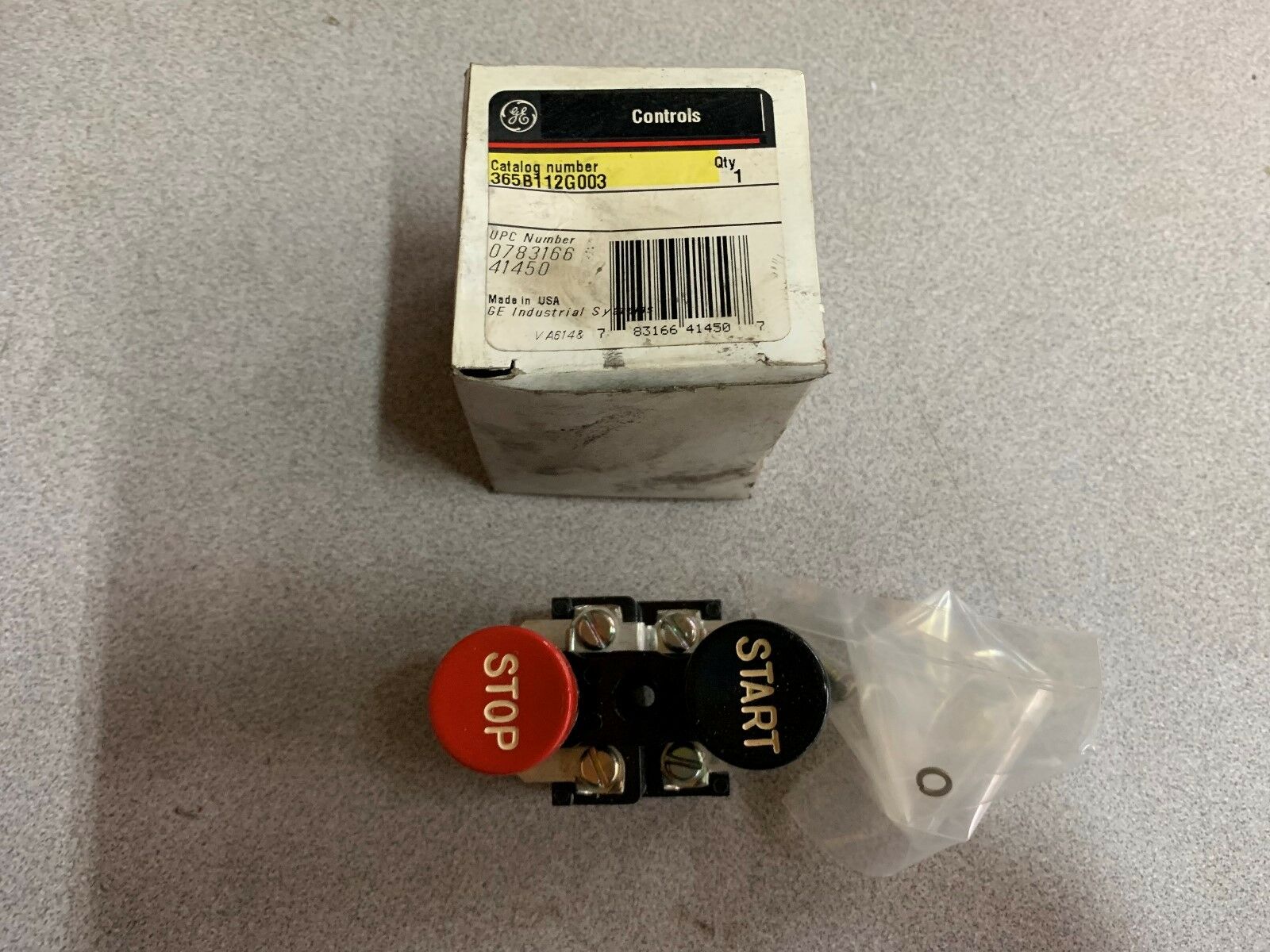 NEW IN BOX GE START/STOP PUSHBUTTON 365B112G003