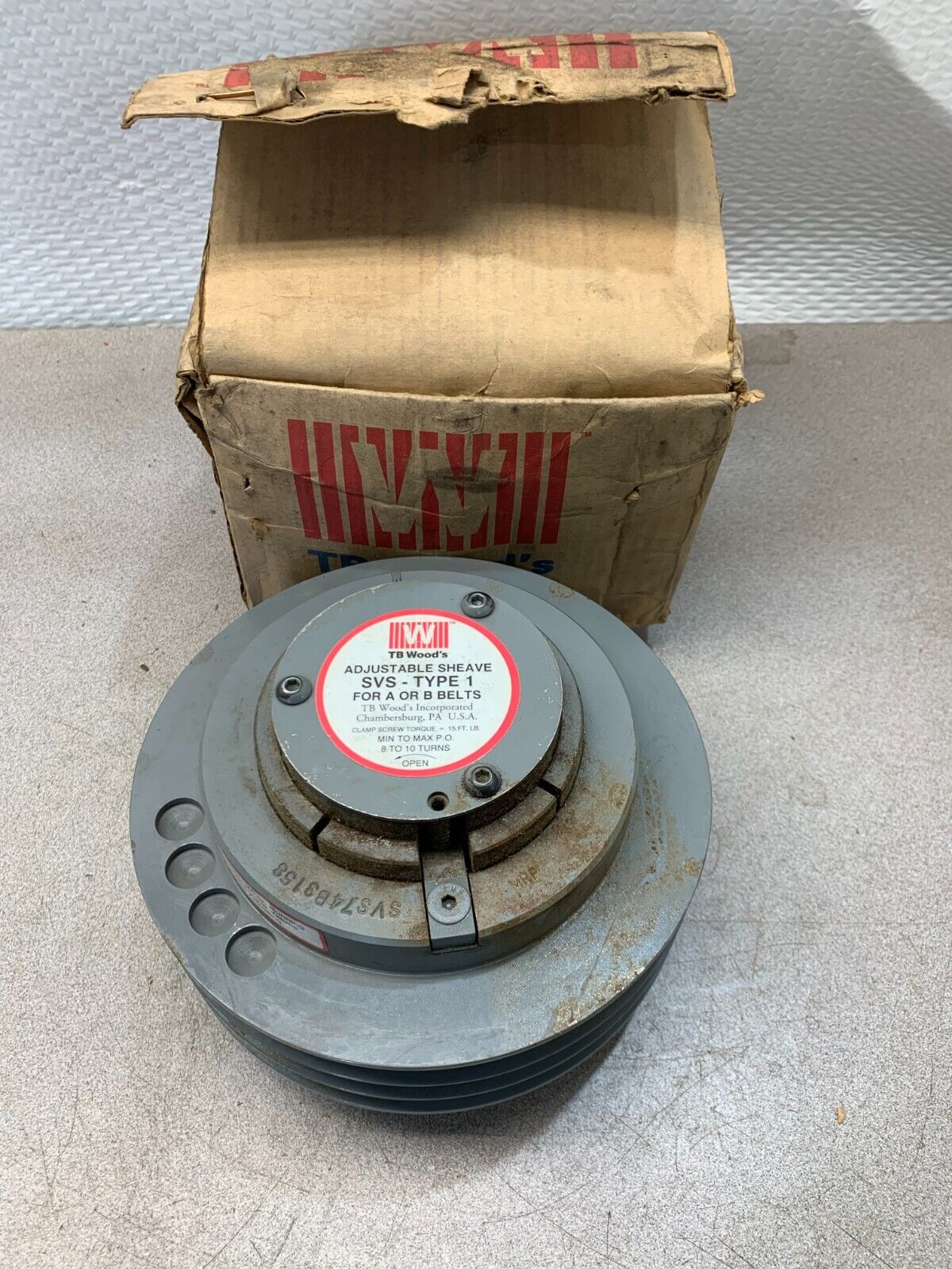NEW IN BOX TB WOODS SVS74B3158 SVS-74-B3X1 5/8 ADJ SHEAVE
