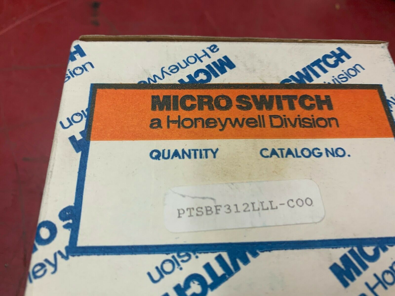 NEW IN BOX MICRO SWITCH SELECTOR SWITCH PTSBF312LLL-C00