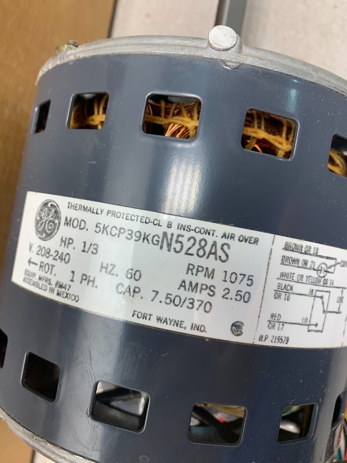 NEW GENERAL ELECTRIC 1/3HP 1075 RPM 1 PHASE 208-240V. HVAC MOTOR 5KCP39KGN528AS