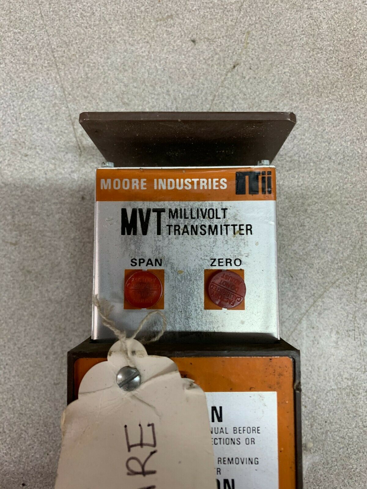 USED MOORE INDUSTRIES MILLIVOLT TRANSMITTER MVT/80-160MVFS/4-20MA/117AC STD