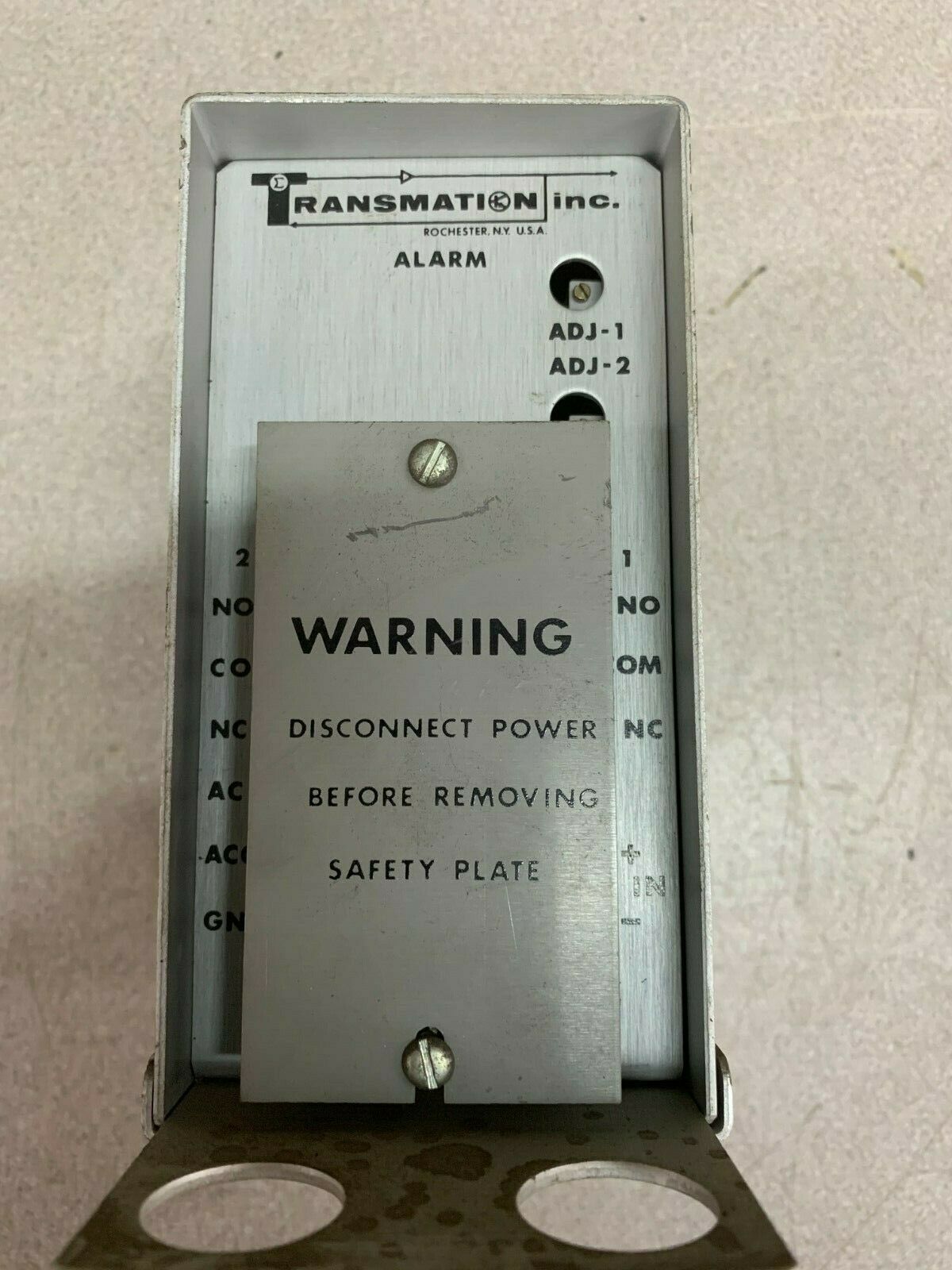 NEW NO BOX TRANSMATION Thermocouple Alarm 520A