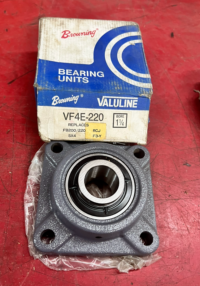 NEW IN BOX BROWNING FLANGE BEARING VF4E-220