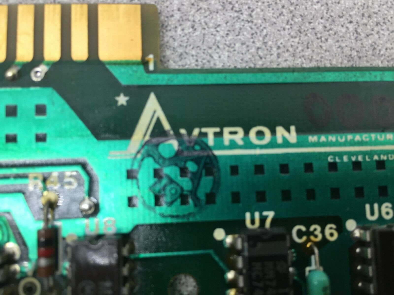 NEW NO BOX AVTRON CIRCUIT BOARD A14703 REV C