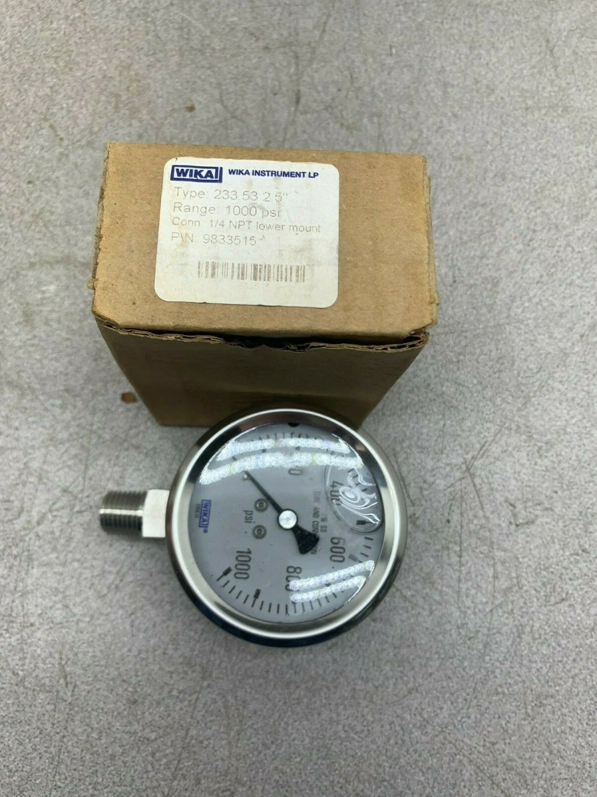 NEW IN BOX WIKA 1000 PSI 1/4NPT PRESSURE GAUGE 9833515