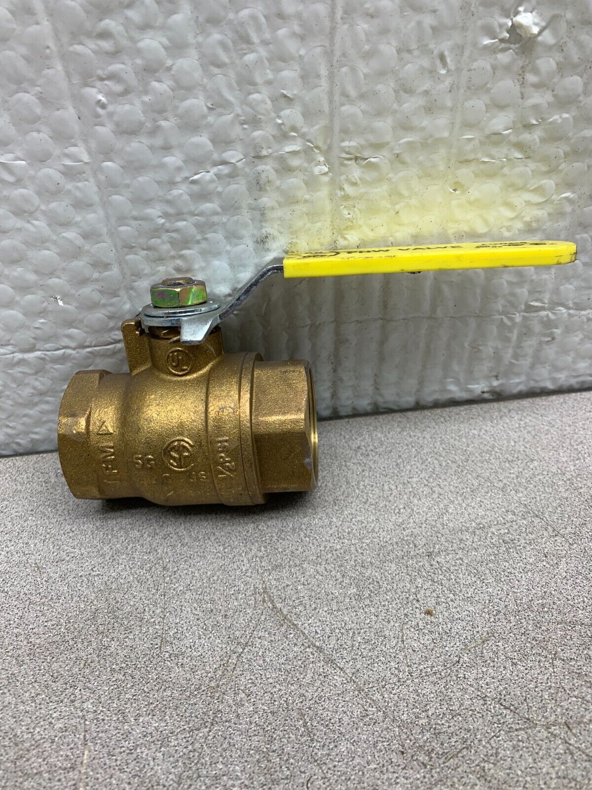 NEW NO BOX FNW 1-1/4" BALL VALVE FNW410 FNW410H