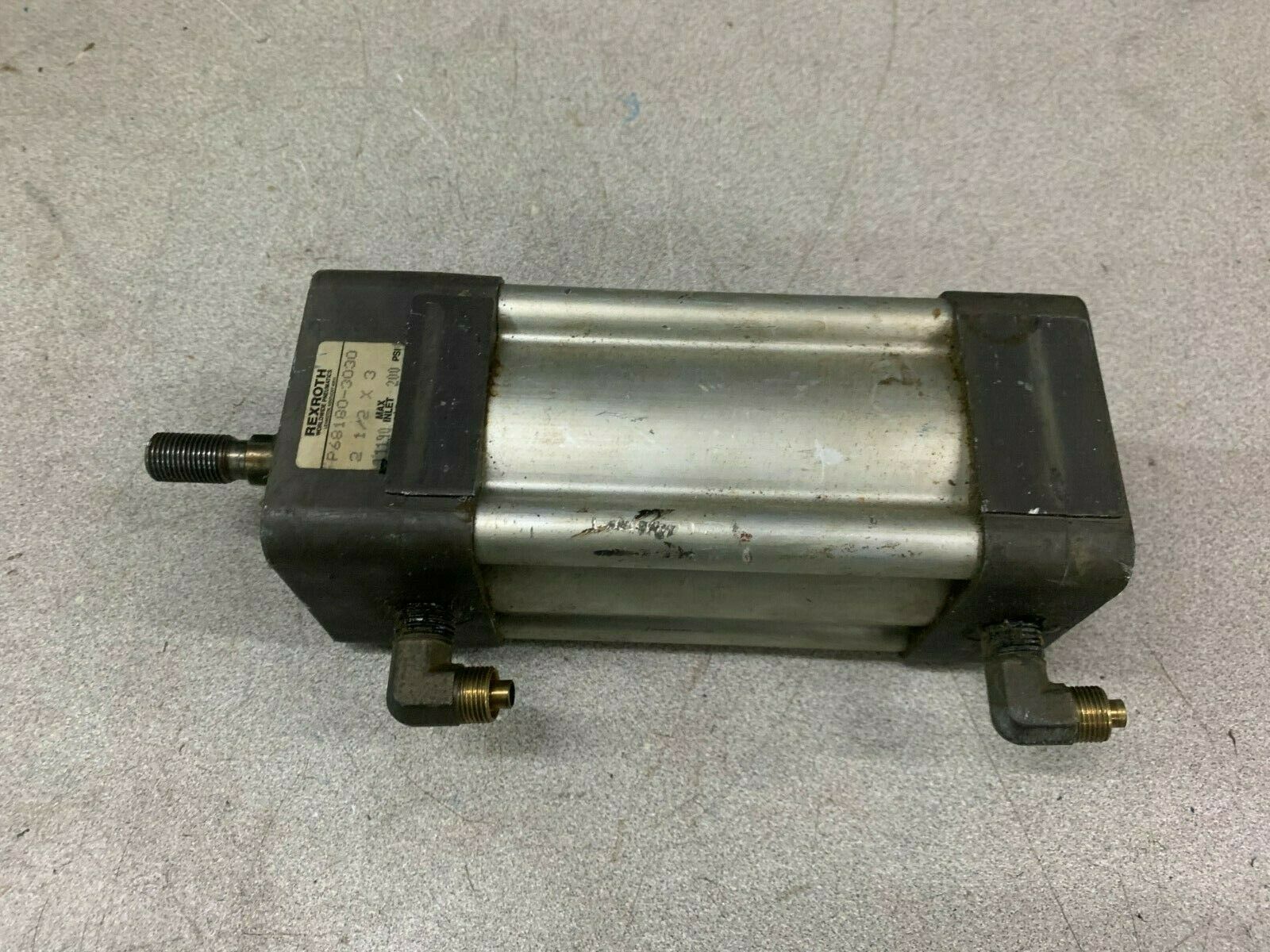 USED REXROTH PNEUMATIC CYLINDER P68180-3030 2-1/2 X 3