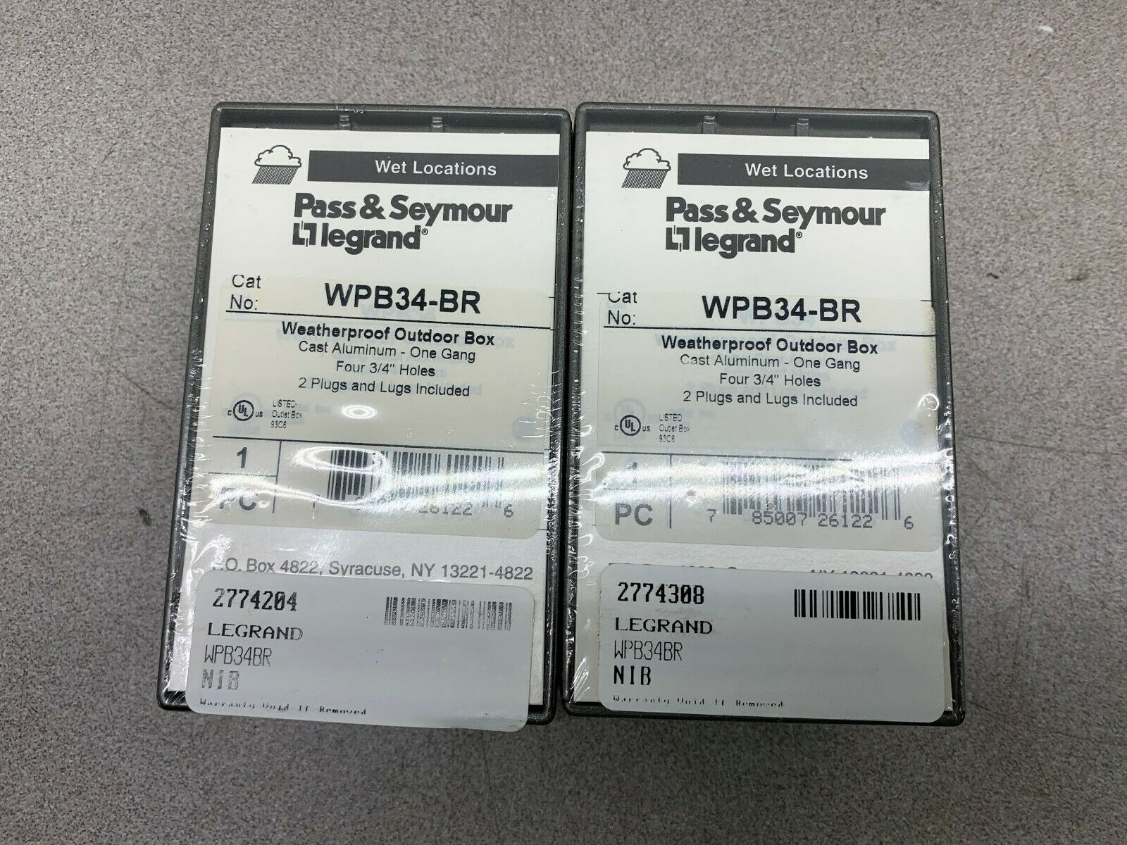 LOT OF 2 NEW  NO BOX PASS & SEYMOUR WEATHERPROOF OUTDOOR BOX WPB34-BR