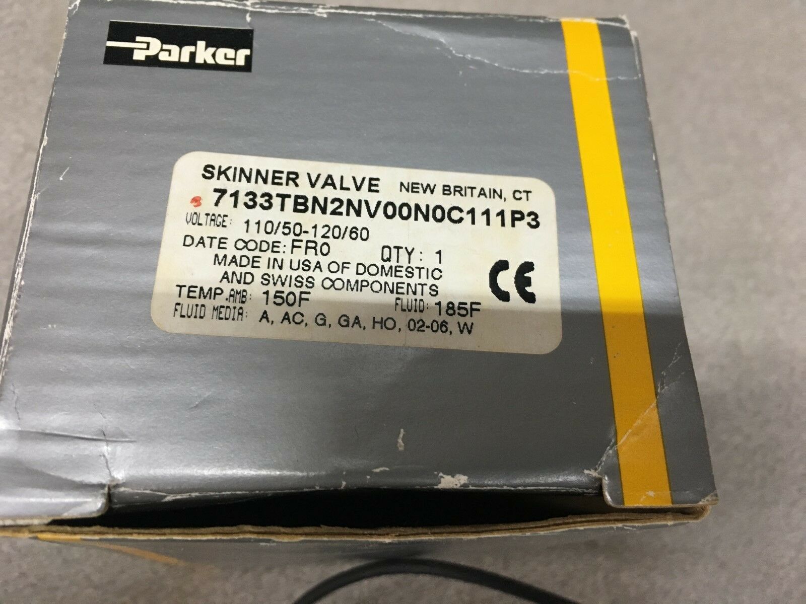 NEW IN BOX PARKER SKINNER SOLENOID VALVE 7133TBN2NV00N0C111P3