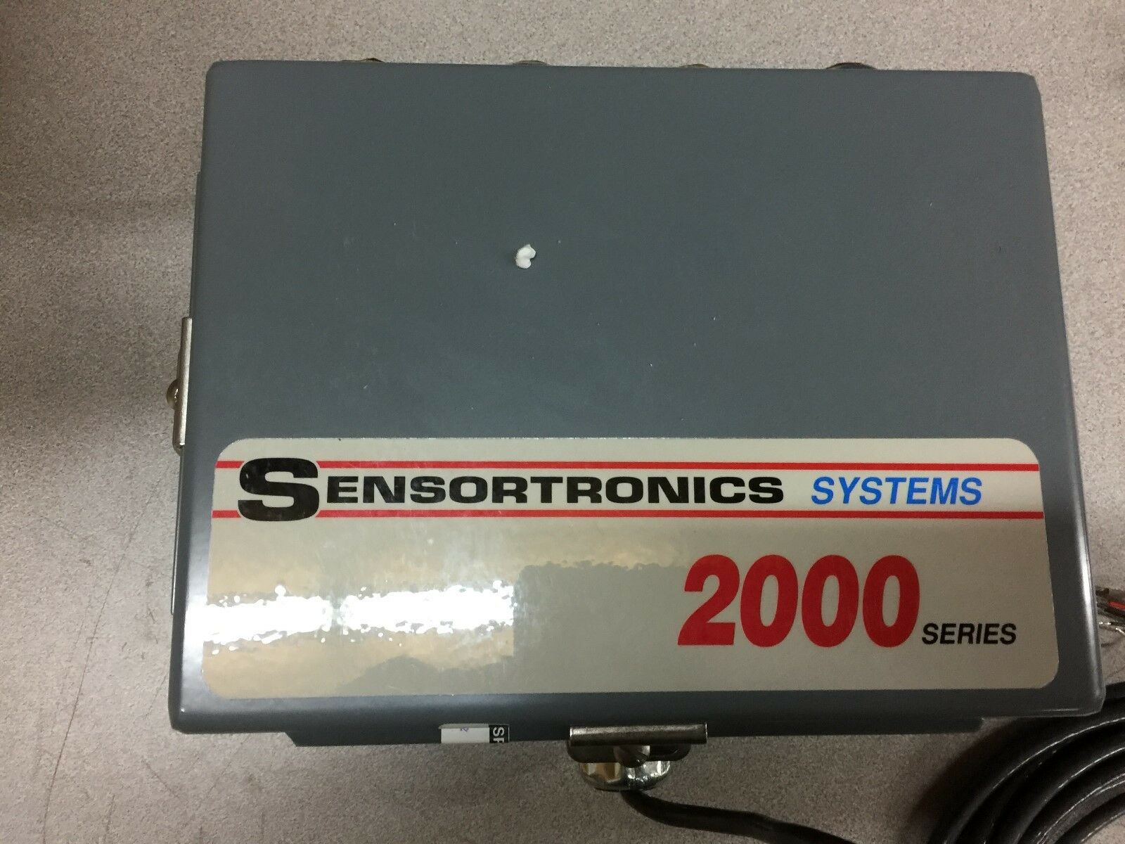 NEW IN BOX SENSORTRONICS 2000 SERIES 2 TO4 LOAD CELLS J-BOX 2003-4