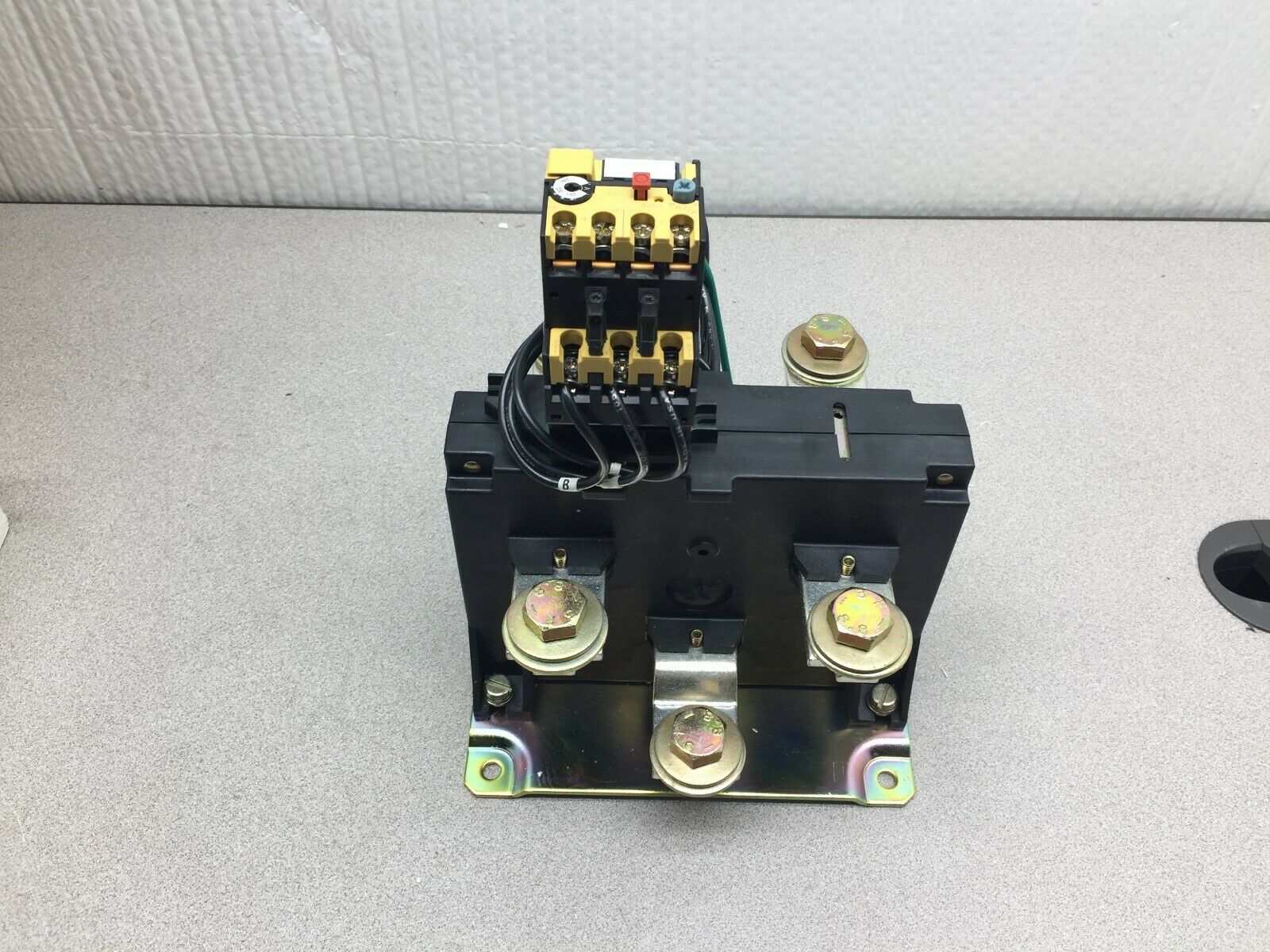 NEW IN BOX ALLEN BRADLEY 160-240AMP RANGE BIMETAL OVERLOAD RELAY 193-FPD240