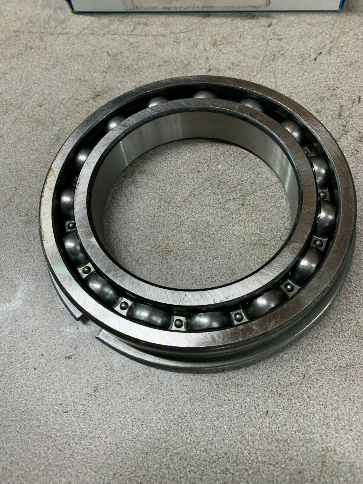 NEW IN BOX ZKL 6019A DEEP GROOVE BALL BEARING 119 L