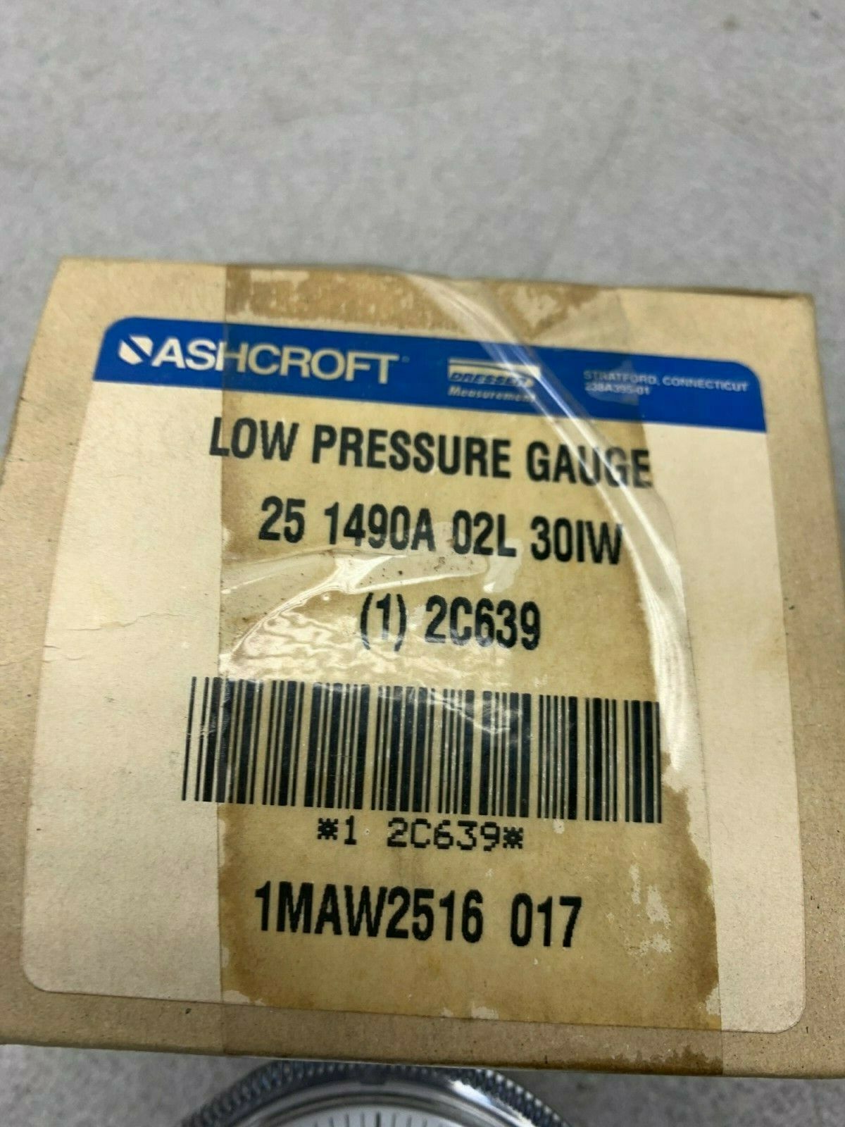 NEW IN BOX ASHCROFT 2C639 PRESSURE GAUGE 25 1490A 02L 30IW