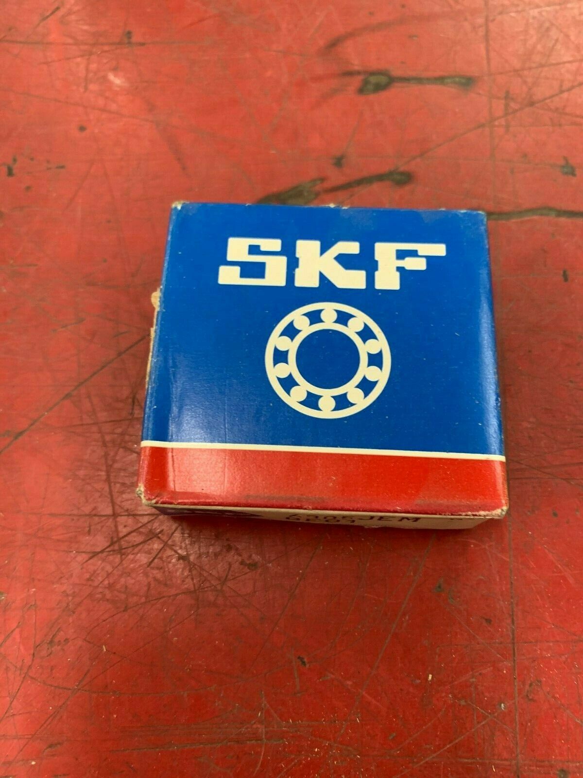 NEW IN BOX SKF BEARING 6305 JEM BF01