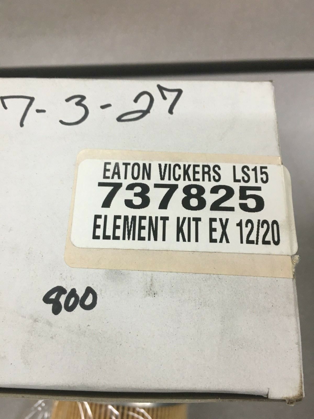 NEW IN BOX VICKERS HYDRAULIC FILTER ELEMENT 737825