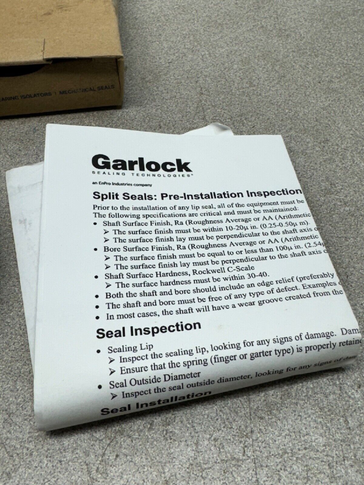 NEW IN BOX GARLOCK SPLIT SEAL 25003-2270