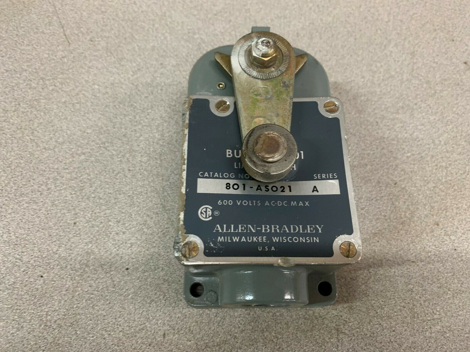 NEW NO BOX ALLEN BRADLEY LIMIT SWITCH 801-AS021 SERIES A