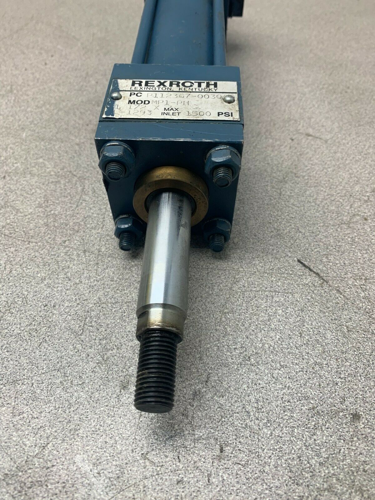 NEW NO BOX REXROTH MP1-PH 1-1/2 X 3 HYDRAULIC CYLINDER PC P112367-0030