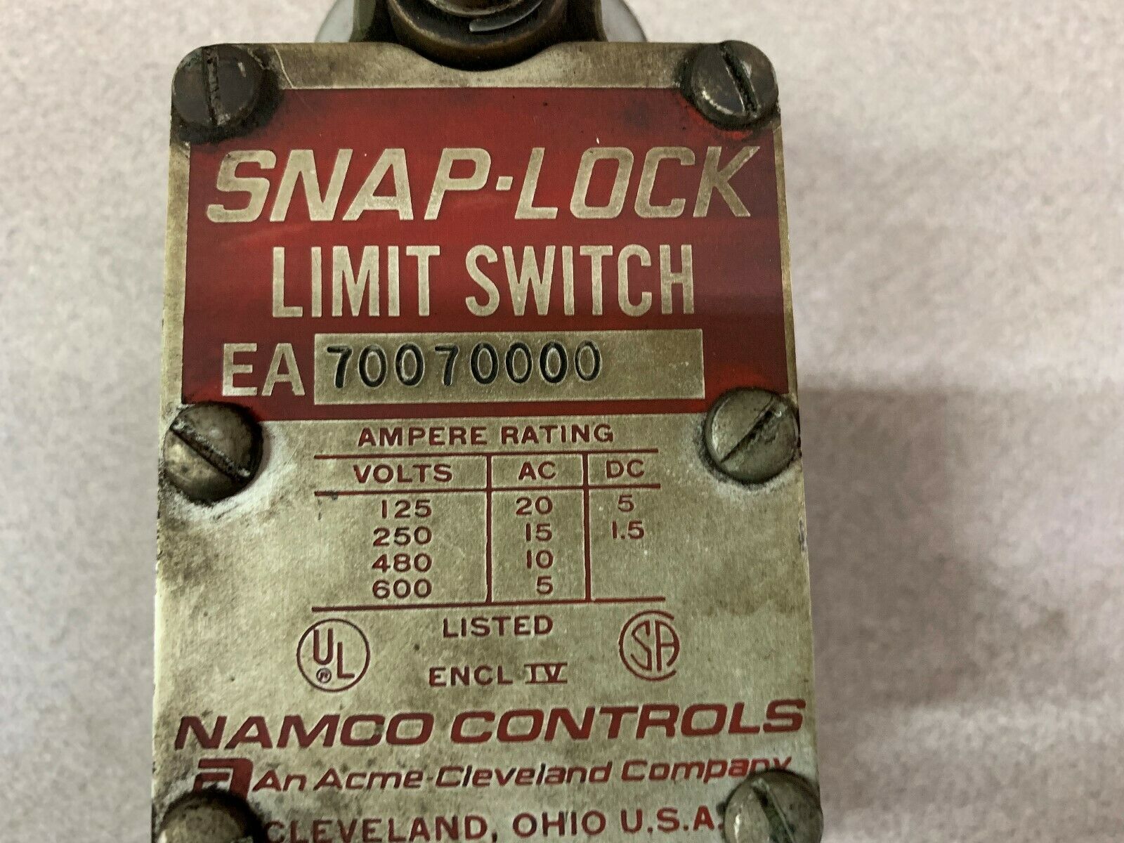 NEW NO BOX NAMCO LIMIT SWITCH 70070000