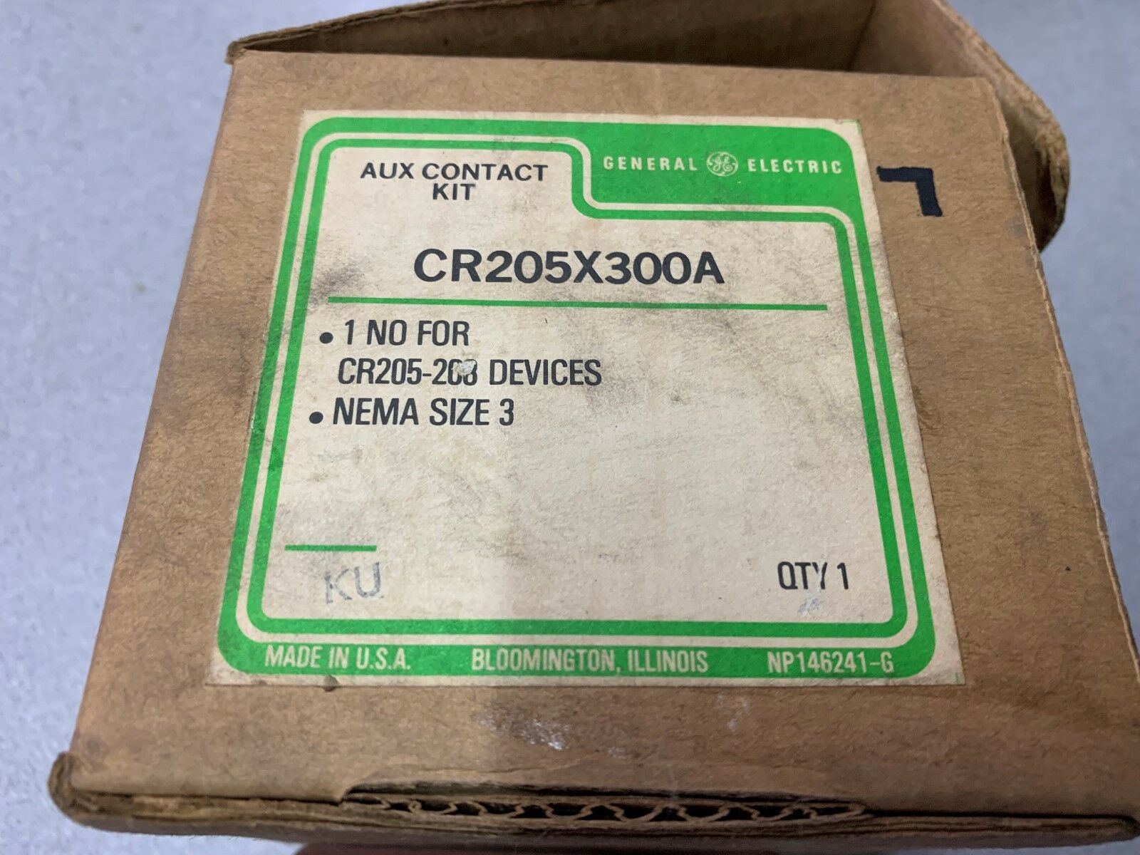 NEW IN BOX GENERAL ELECTRIC CONTACT KIT CR205X300A