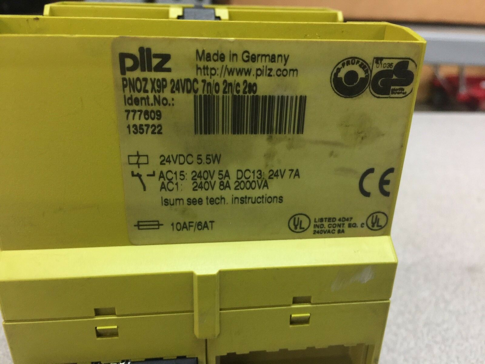 USED PILZ 24VDC COIL ESTOP SAFETY RELAY PNOZ X9P