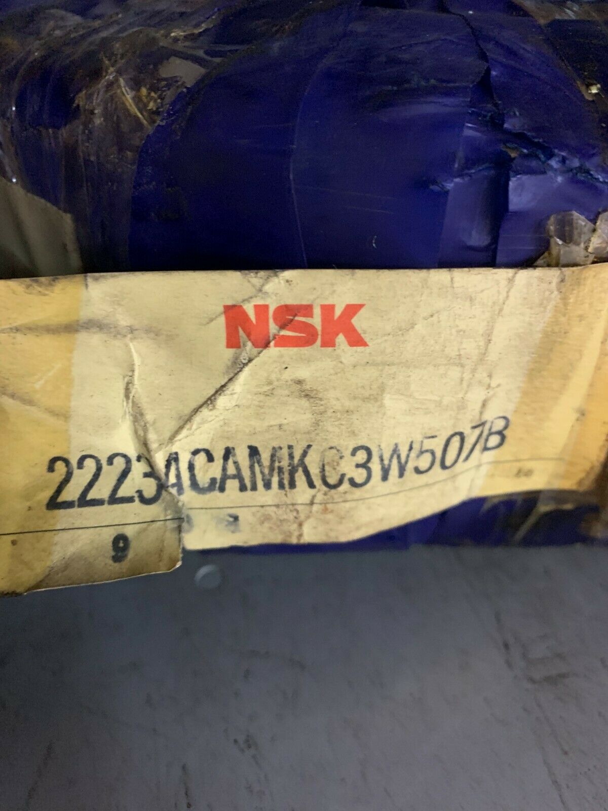 NEW NSK 22234CAMKC3W507B SPHERICAL ROLLER BEARING 22234CC3W507B