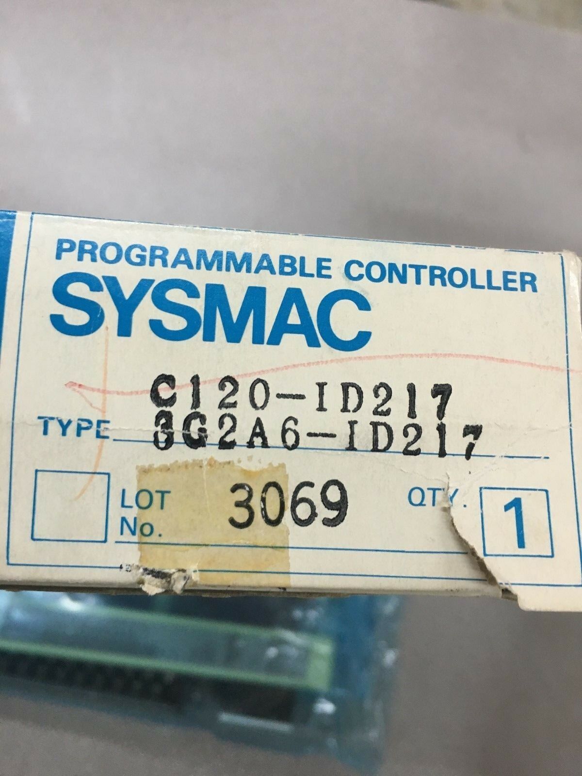 NEW IN BOX OMRON SYSMAC PROGRAMMABLE CONTROLLER INPUT MODULE C120-ID217