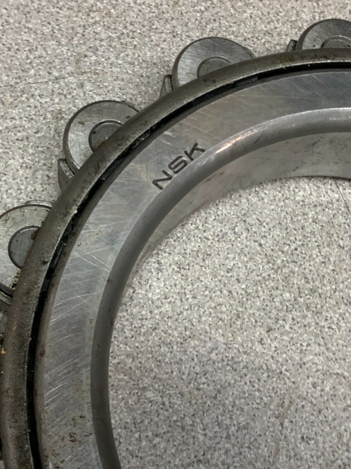 NEW NO BOX NSK ROLLER BEARING 216