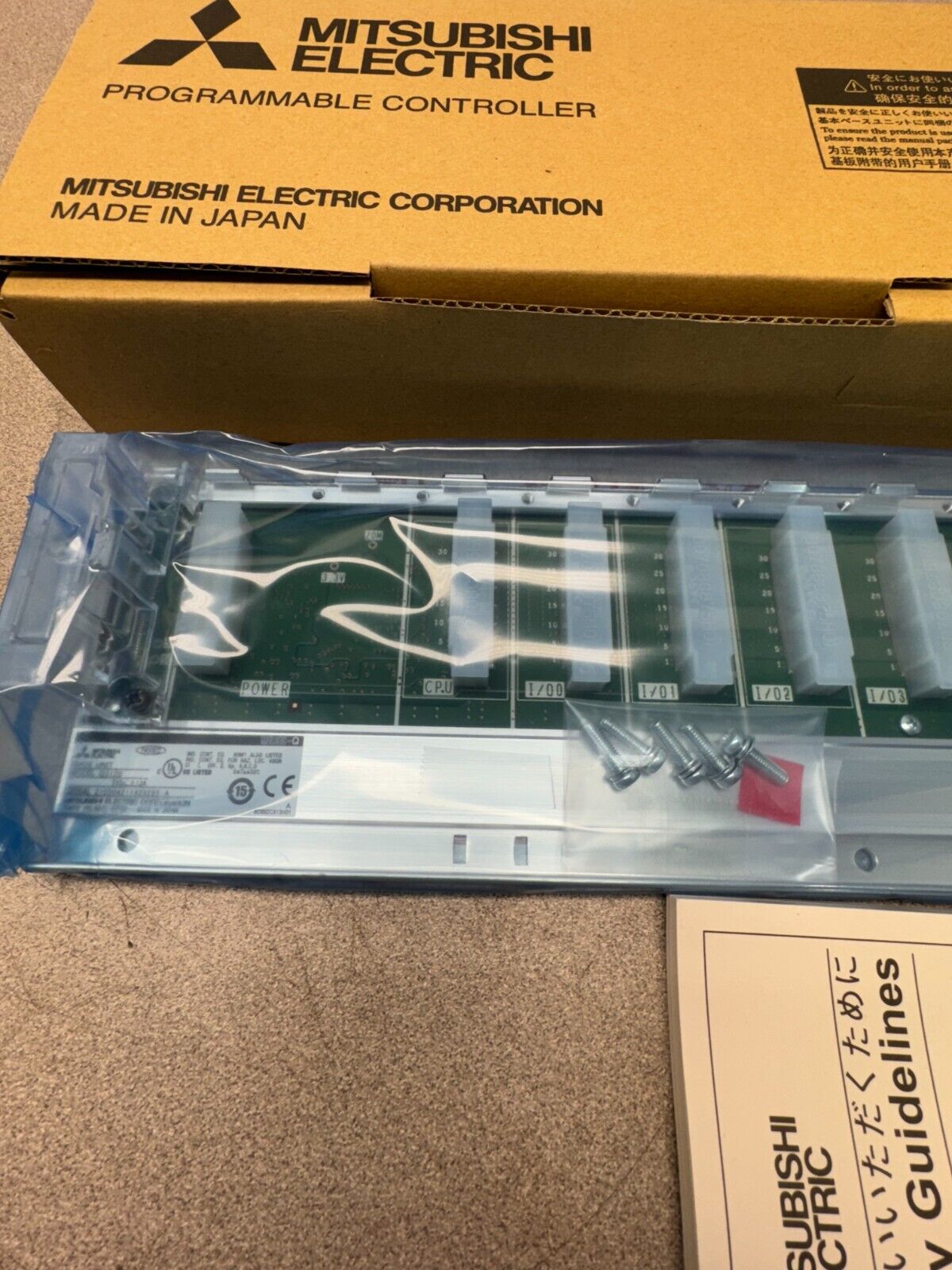 NEW IN BOX MITSUBISHI ELECTRIC BASE UNIT Q312B