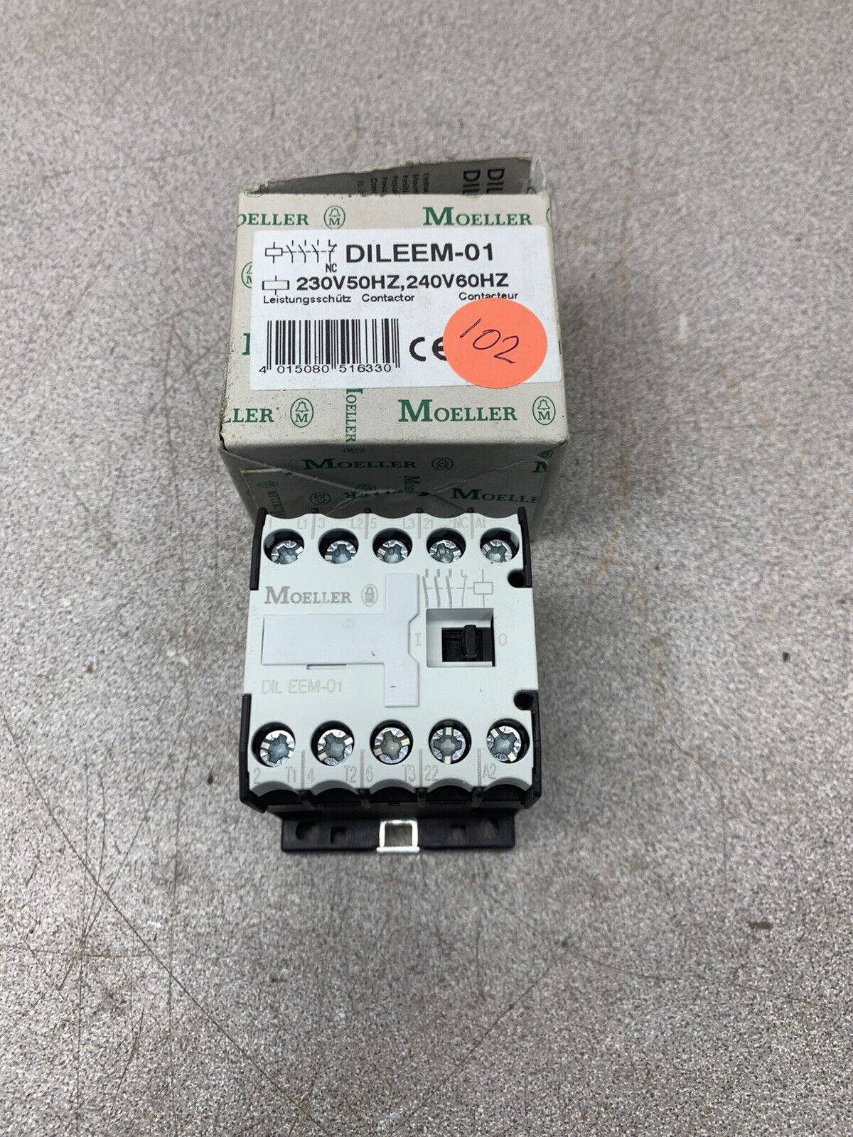 NEW IN BOX MOELLER CONTACTOR DILEEM-01