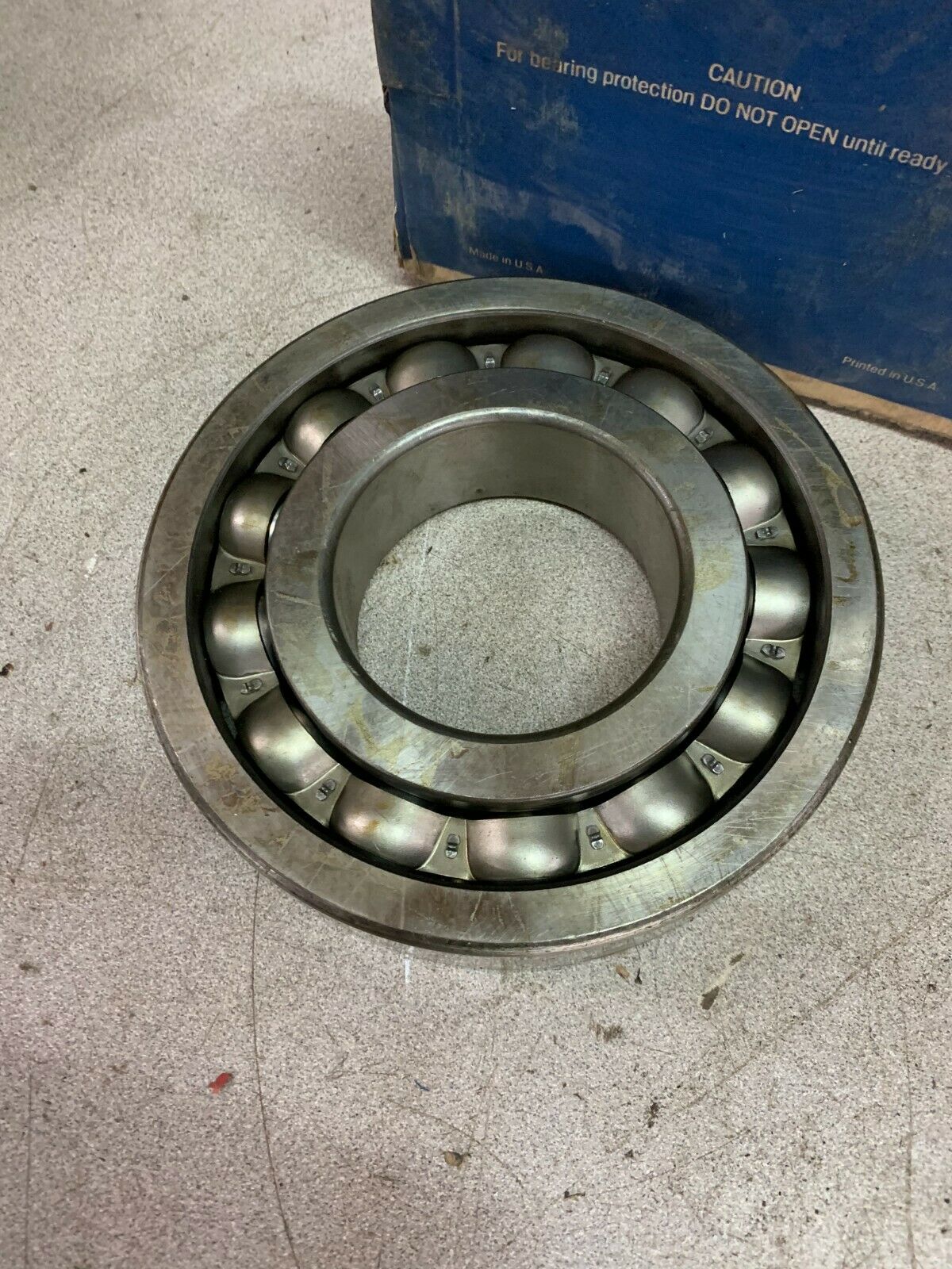 NEW IN BOX NDH DELCO ROLLER BALL BEARING UH20315