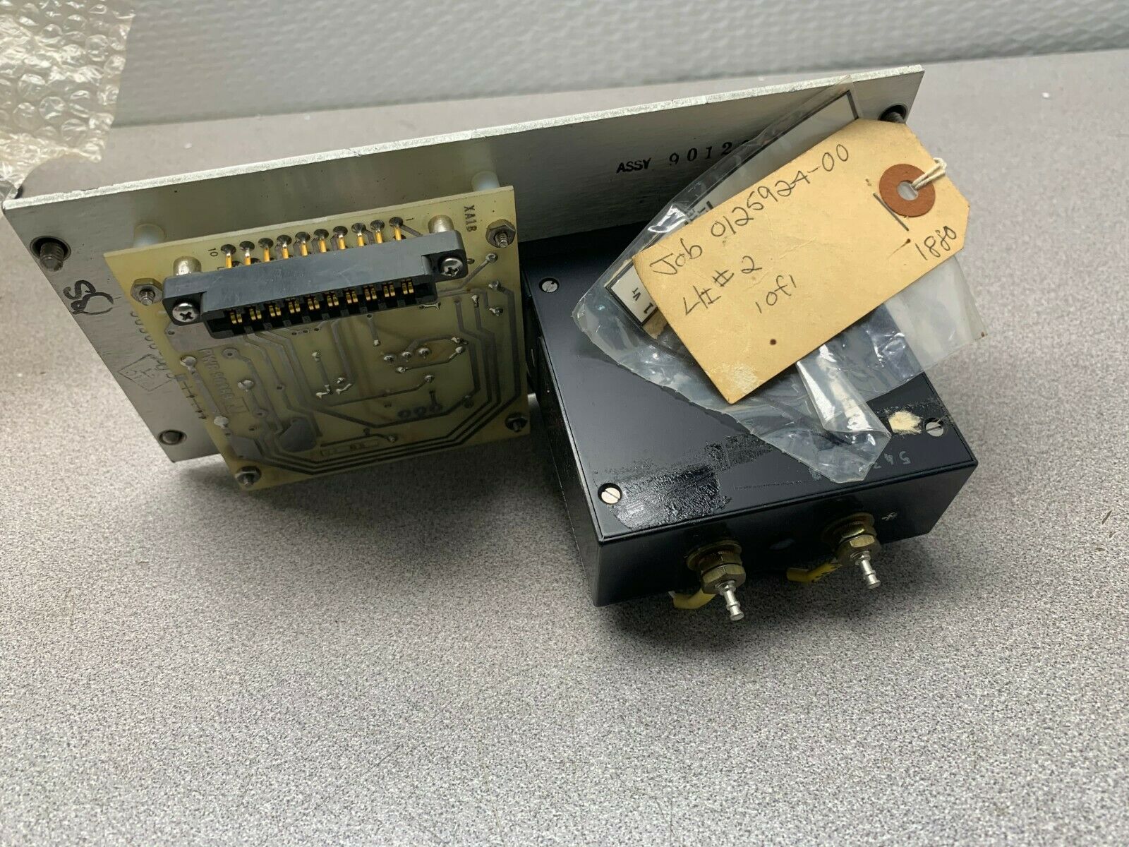 NEW NO BOX BENTLY NEVADA 90388-01B VIBRATION MONITOR ANALOG DISPLAY 90120-02-52