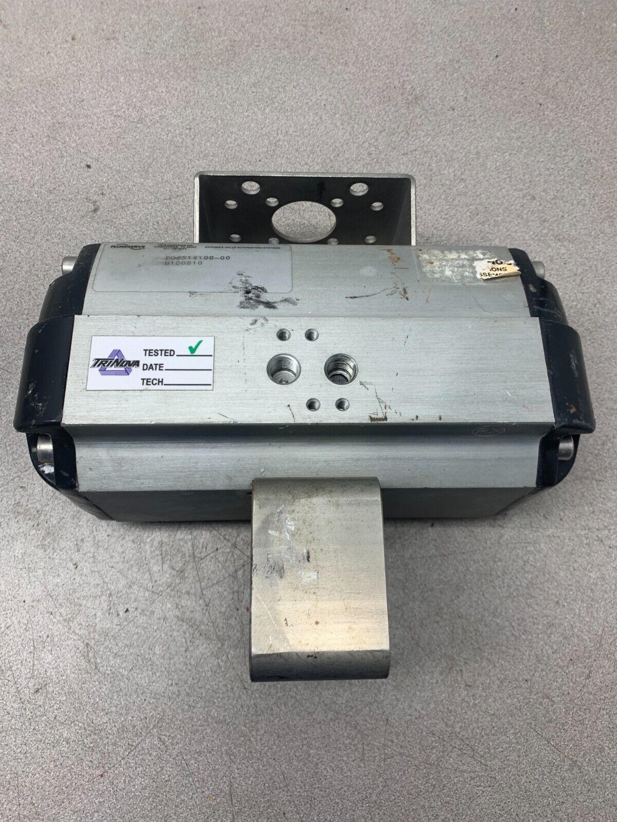 USED FLOWSERVE VALVE ACTUATOR B100S10