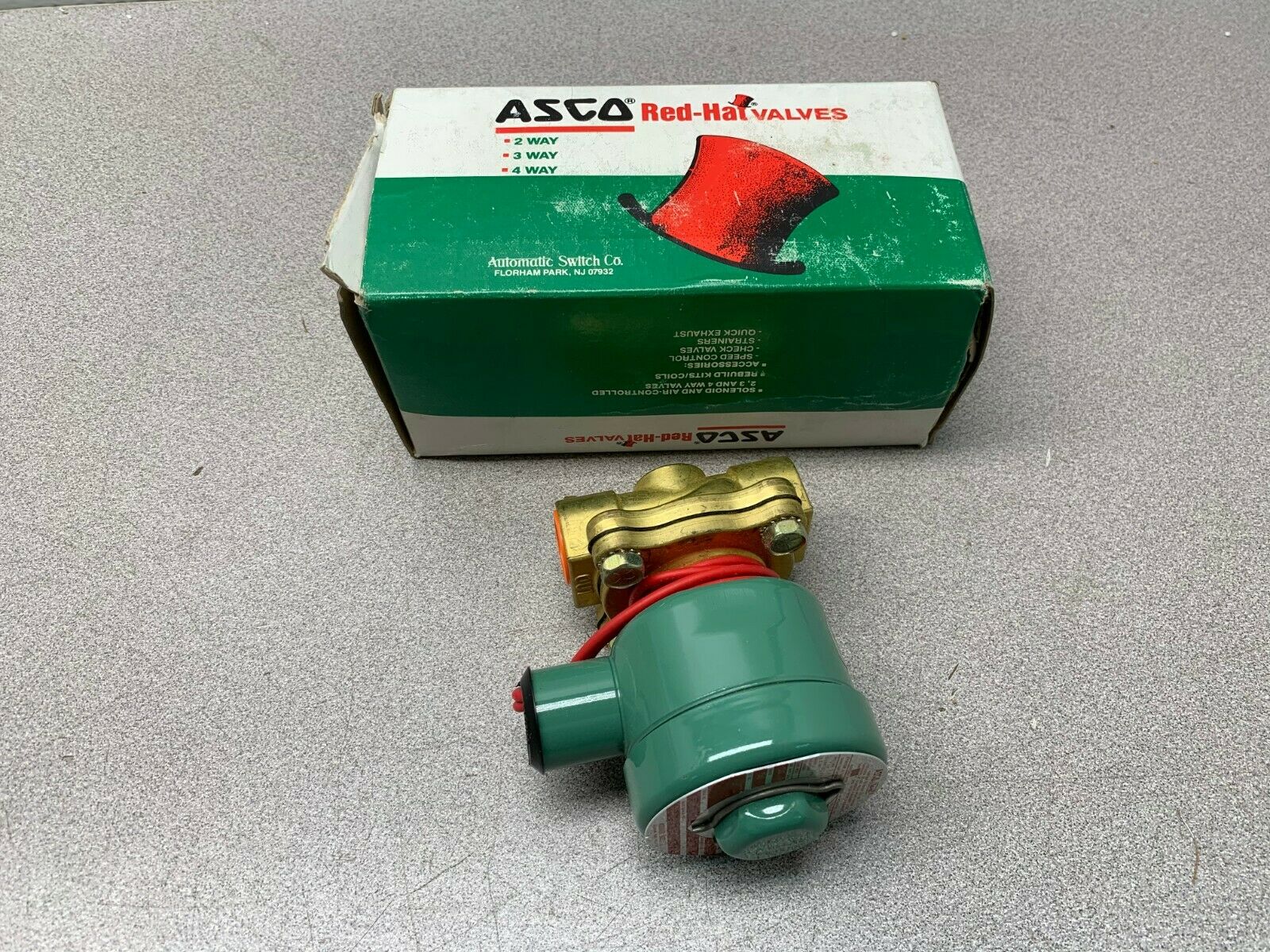 NEW IN BOX ASCO RED HAD 1/2" PIPE 110/120V. SOLENOID VALVE X8211C9403074