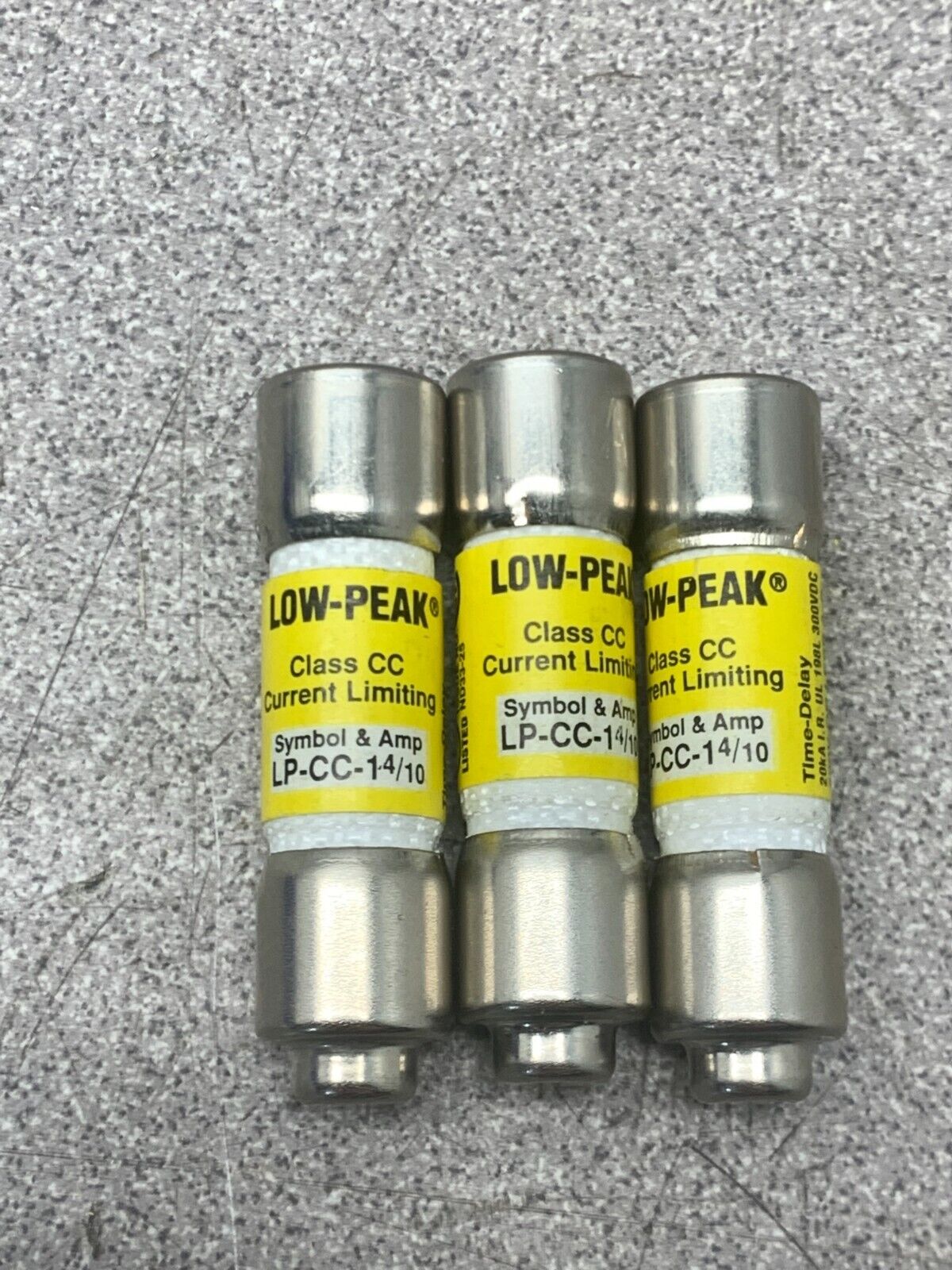 LOT OF 3 NEW NO BOX BUSSMANN CLASS CC CURRENT LIMITING FUSES LP-CC-1-4/10