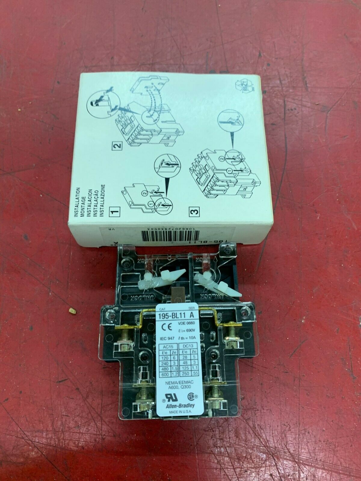 NEW IN BOX ALLEN BRADLEY AUXILIARY SWITCH 195-BL11 SERIES A