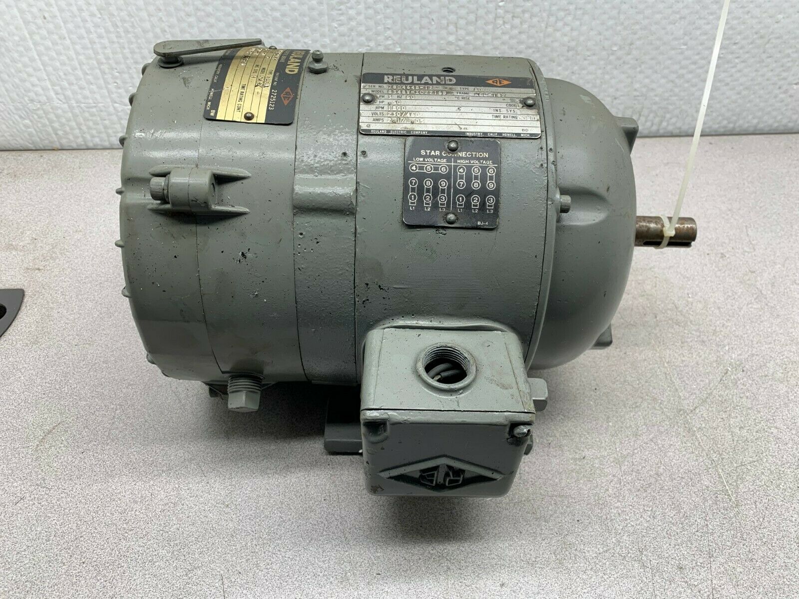 USED REULAND .50HP 1800RPM MOTOR 8348V-XC2216B WITH MAGNETIC BRAKE OLDA 32B2