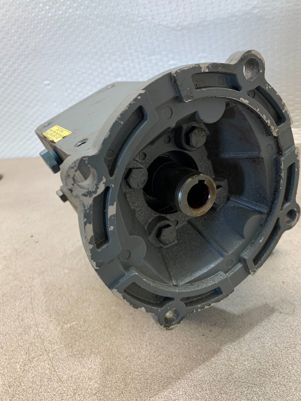 USED BOSTON GEAR SPEED REDUCER 60:1 RATIO F718-60-B5-J