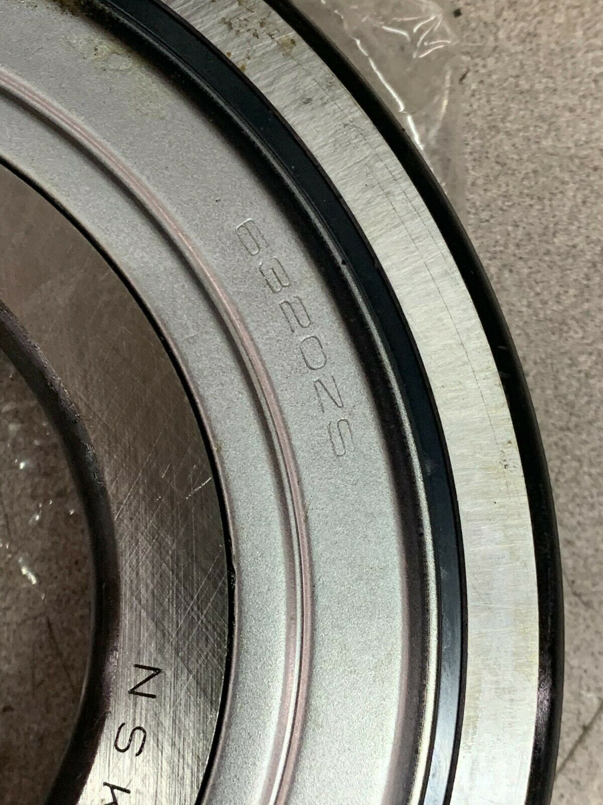 NEW NO BOX NSK SPHERICAL ROLLER BEARING 6320C3